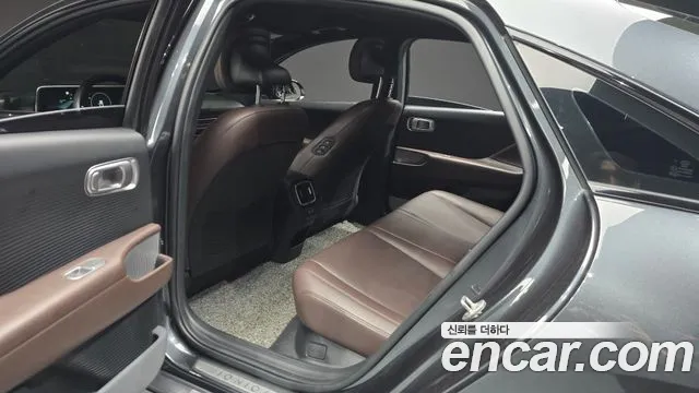Hyundai Ioniq 6 — Фото автомобиля 17