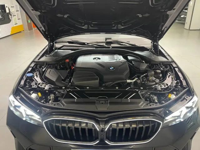 BMW 3 Series — Фото автомобиля 18