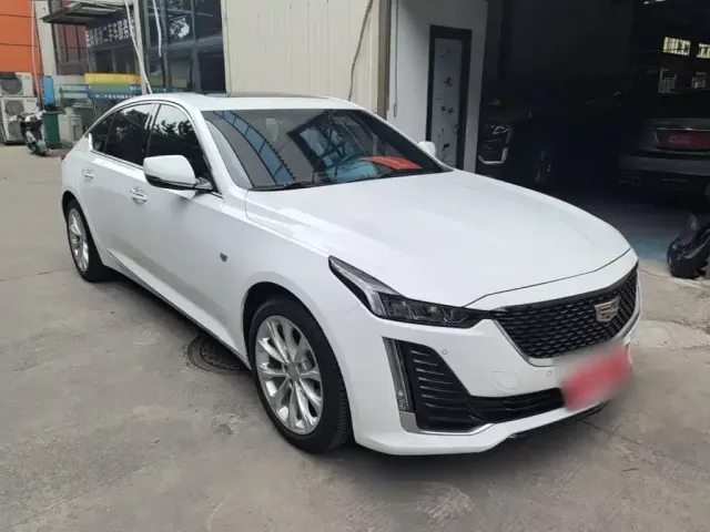 Cadillac CT5 — Фото автомобиля 3