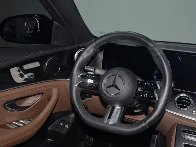 Mercedes-Benz E-Class — Фото автомобиля 13