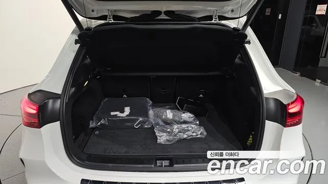 Mercedes-Benz EQA H243 — Фото автомобиля 20