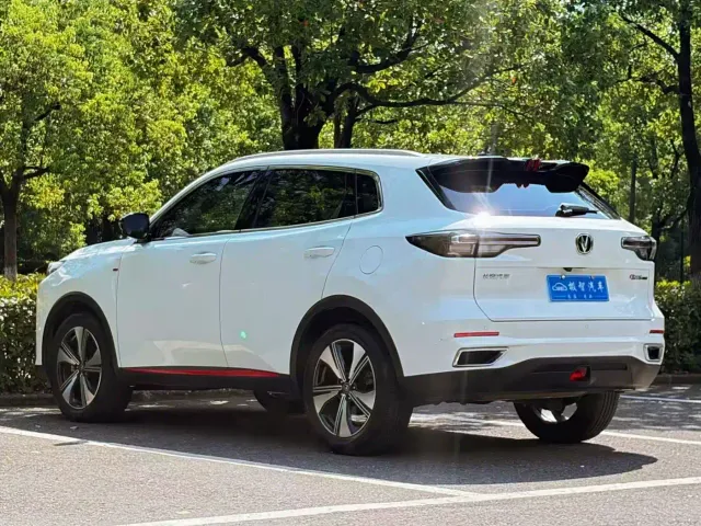 Changan CS55 Plus — Фото автомобиля 7