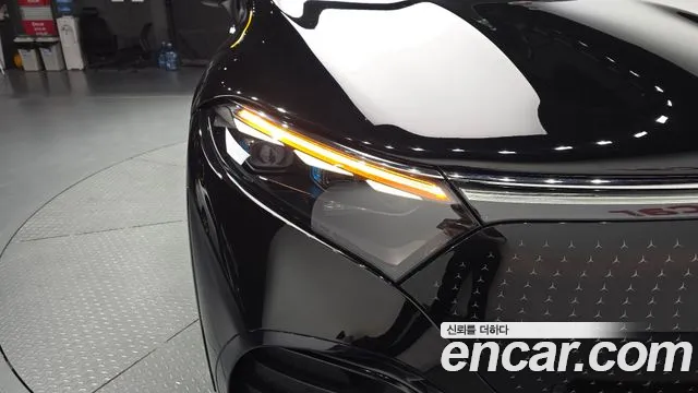 Mercedes-Benz EQS — Фото автомобиля 19