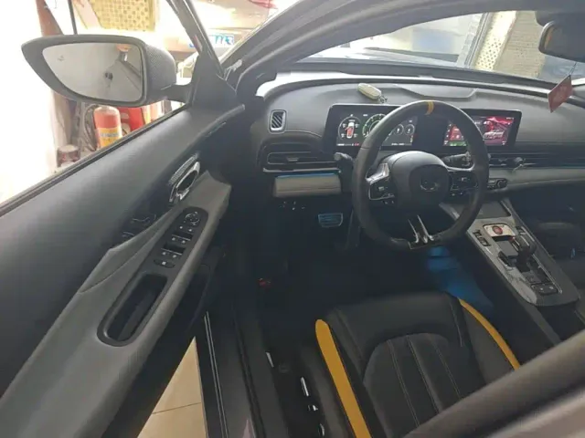 GAC Trumpchi Emkoo — Фото автомобиля 11