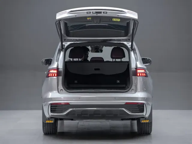 Geely Xingyue L — Фото автомобиля 10