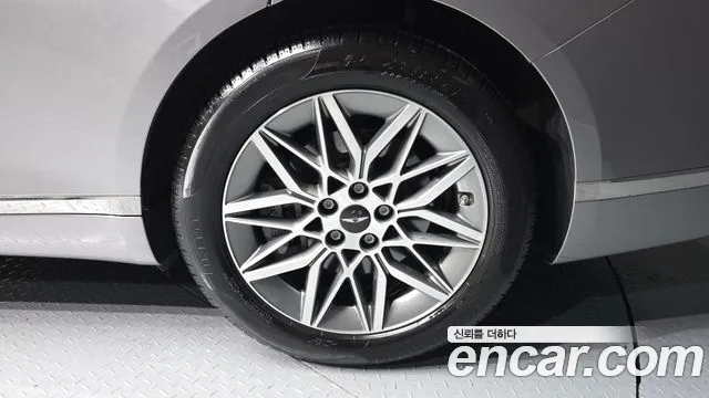 Genesis G80 RG3 — Фото автомобиля 5