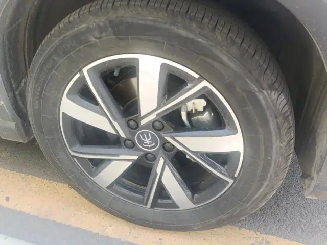 BYD Song Pro — Фото автомобиля 6