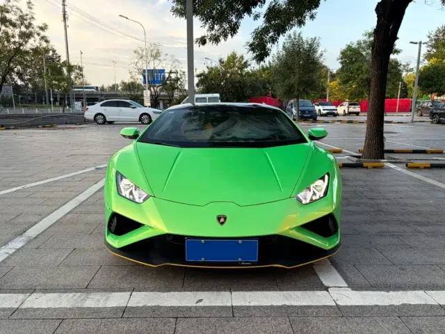Lamborghini Huracan — Фото автомобиля 2