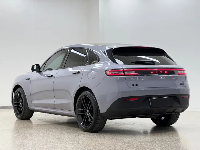 Aito M5 — Фото автомобиля 4