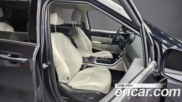 Kia Canival Carnival 4 поколение Дизель 9 мест Signature — Фото автомобиля 12