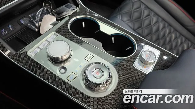 Genesis GV80 — Фото автомобиля 8