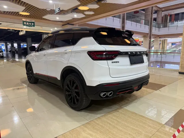 Geely Binyue — Фото автомобиля 5