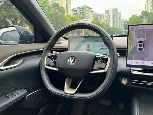 Changan Eado — Фото автомобиля 11