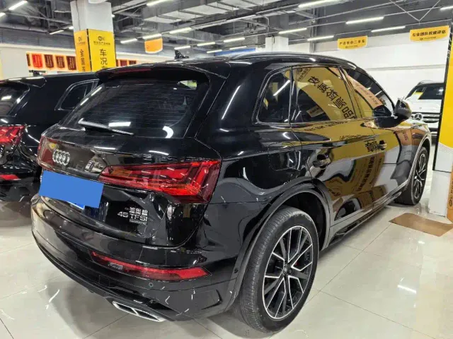 Audi Q5L — Фото автомобиля 15