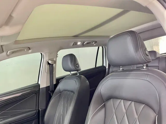 Volkswagen Tiguan L — Фото автомобиля 11