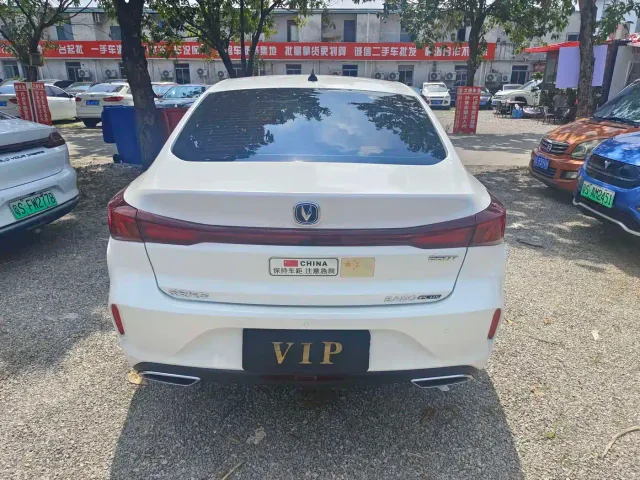 Changan Eado — Фото автомобиля 11