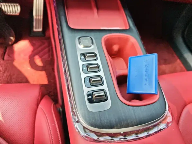 Xiaomi SU7 — Фото автомобиля 10