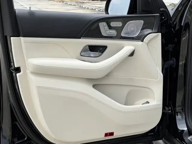 Mercedes-Benz GLS AMG — Фото автомобиля 15