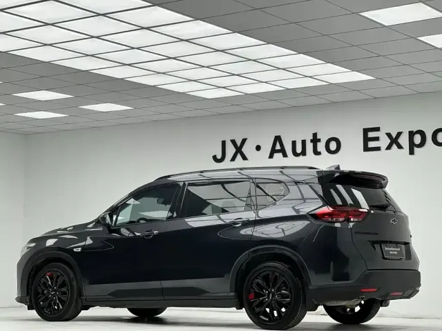 Chevrolet Volando 2020 Mild Hybrid Redline 530T Automatic Premium Edition (5+2 seater) — Фото автомобиля 4