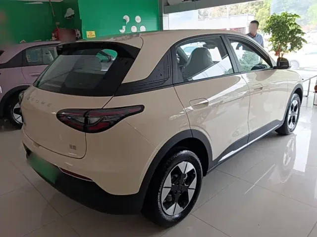 Geely Starry Wish — Фото автомобиля 6