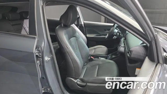 Hyundai Kona SX2 — Фото автомобиля 17
