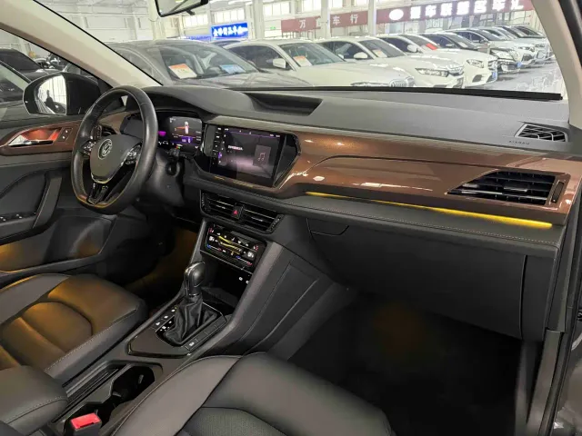 Volkswagen Tharu — Фото автомобиля 18