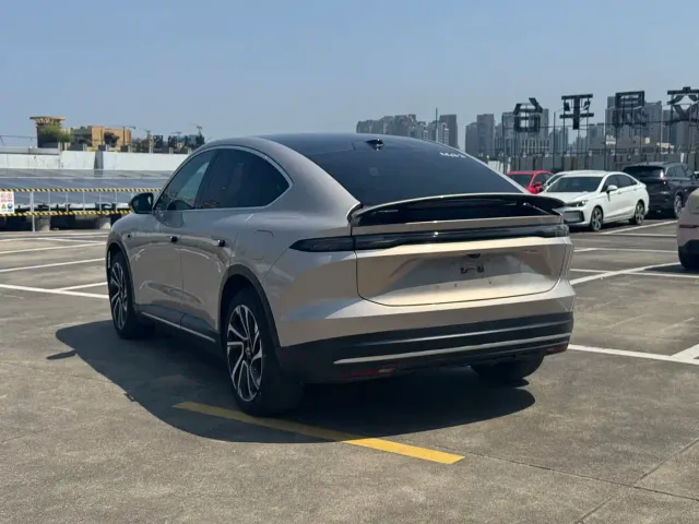 Nio EC6 — Фото автомобиля 5