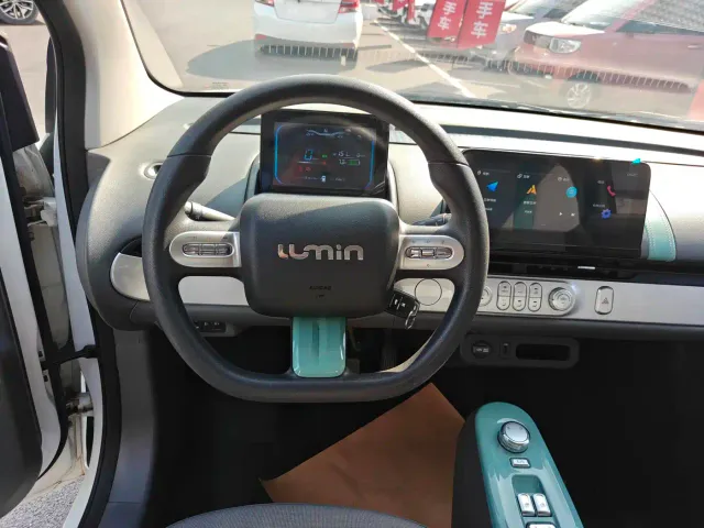 Changan Lumin — Фото автомобиля 8