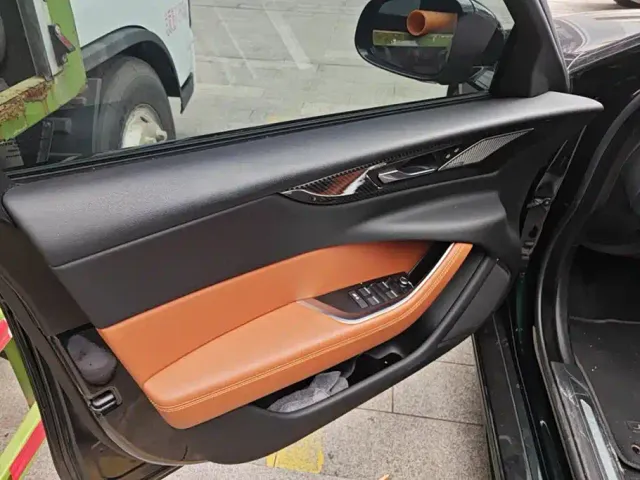 Jaguar XEL — Фото автомобиля 7
