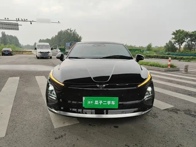 Wuling Starlight — Фото автомобиля 2