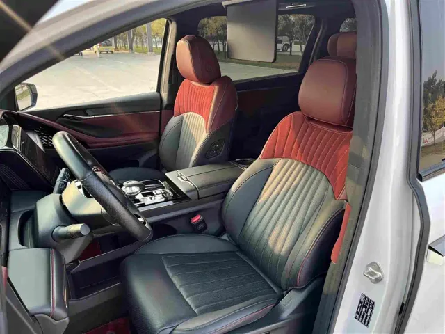 GAC Trumpchi M8 — Фото автомобиля 7