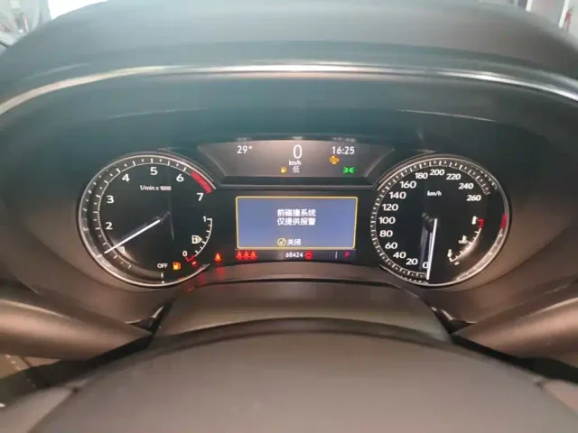Cadillac CT5 — Фото автомобиля 11