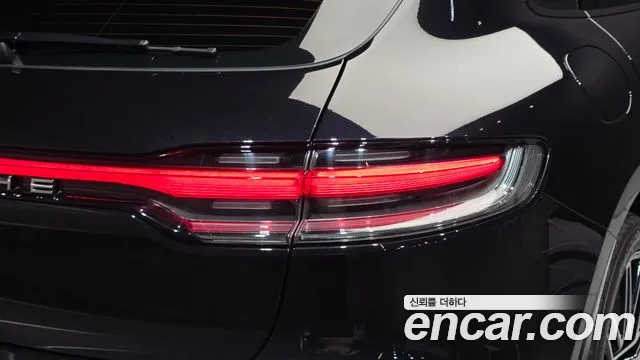 Porsche Macan — Фото автомобиля 23
