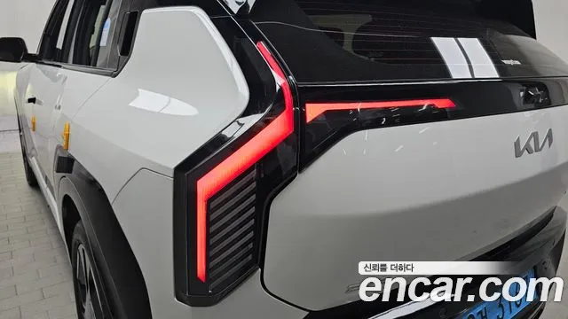 Kia EV3 — Фото автомобиля 19