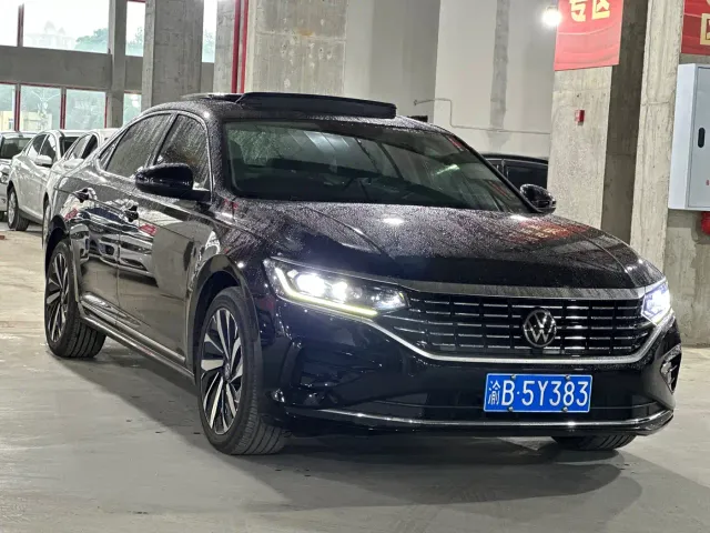 Volkswagen Passat — Фото автомобиля 5