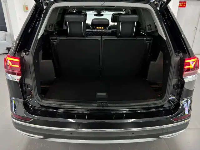 Volkswagen Teramont — Фото автомобиля 18