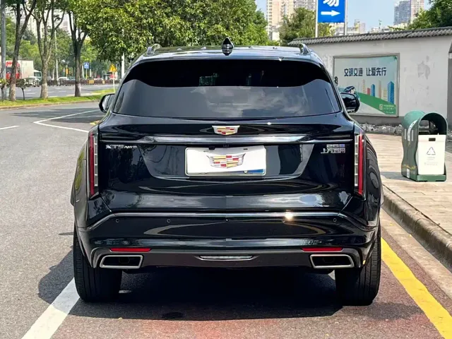Cadillac XT5 — Фото автомобиля 8