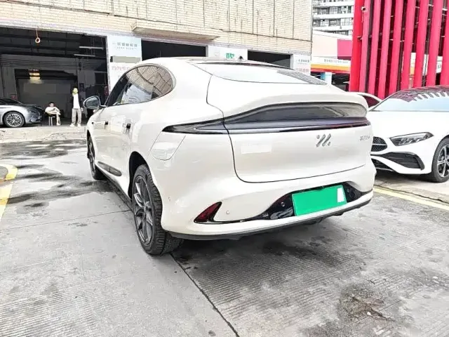 IM Motors LS6 — Фото автомобиля 7