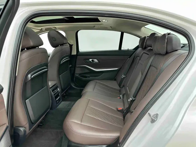 BMW BMW 3 Series 2021 Second Facelift 320Li M Sport Package — Фото автомобиля 5