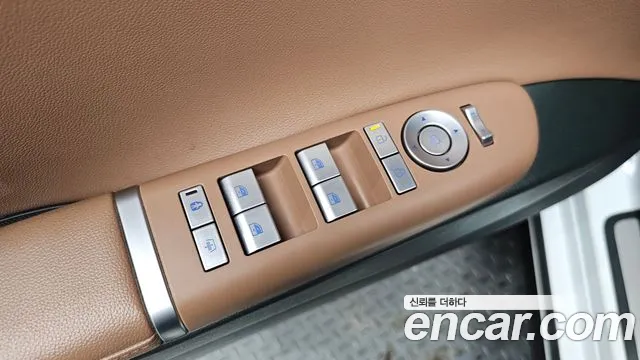 Hyundai Grandeur GN7 — Фото автомобиля 19