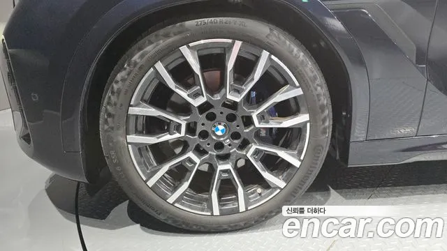 BMW X6 — Фото автомобиля 2