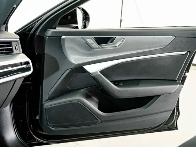 Audi A6L — Фото автомобиля 15