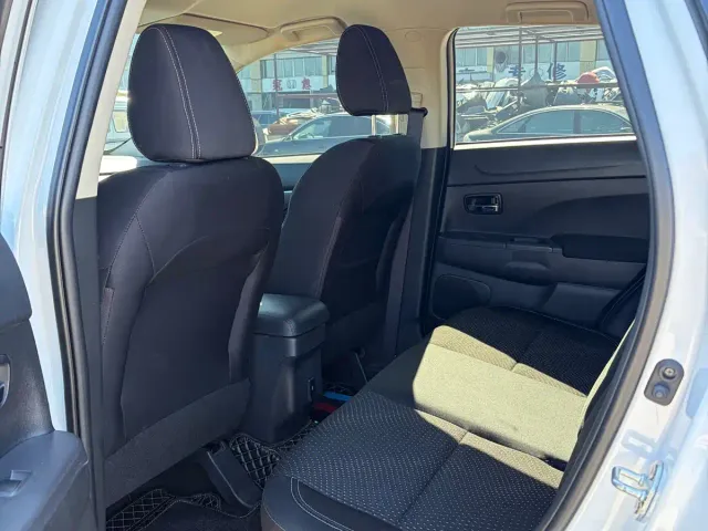 Mitsubishi ASX — Фото автомобиля 7