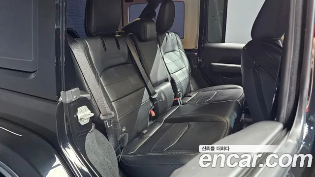 Jeep Wrangler JL — Фото автомобиля 11