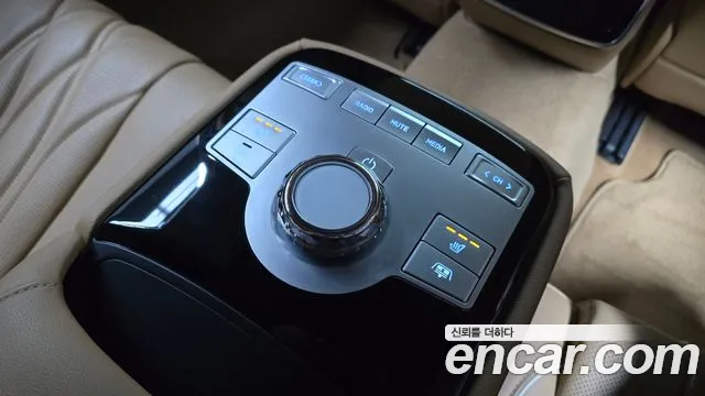 Genesis G80 Бензин 2.5 турбо AWD — Фото автомобиля 25
