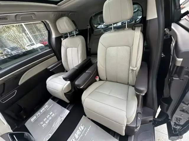 GAC Trumpchi M8 — Фото автомобиля 9