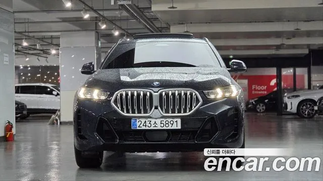 Фотография автомобиля — BMW X6 G06