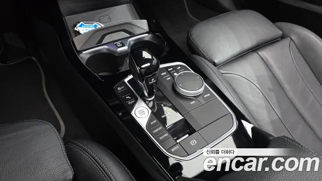 BMW 1 Series F40 — Фото автомобиля 12