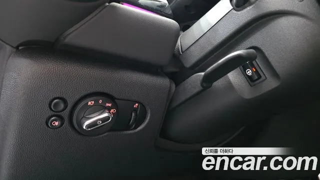 MINI Cooper — Фото автомобиля 18