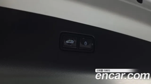 Genesis GV70 — Фото автомобиля 22